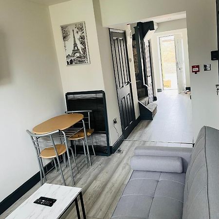 Green Lantern, Private En-Suite Double Bedroom Aveley Exterior foto