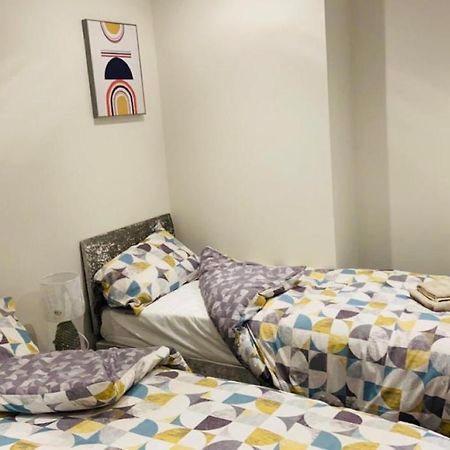 Green Lantern, Private En-Suite Double Bedroom Aveley Exterior foto