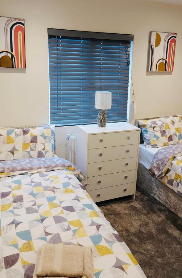 Green Lantern, Private En-Suite Double Bedroom Aveley Exterior foto