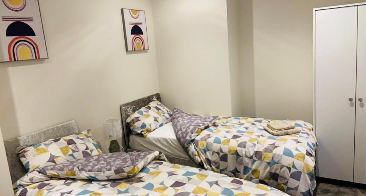 Green Lantern, Private En-Suite Double Bedroom Aveley Exterior foto
