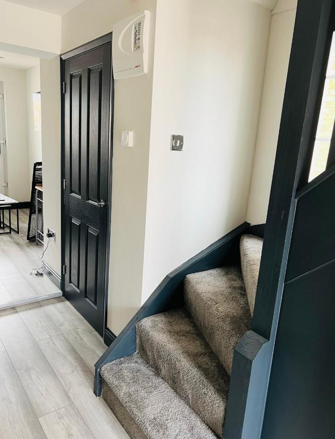 Green Lantern, Private En-Suite Double Bedroom Aveley Exterior foto